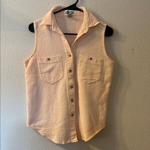 Punch light pink Sleeveless Button-Up Top
